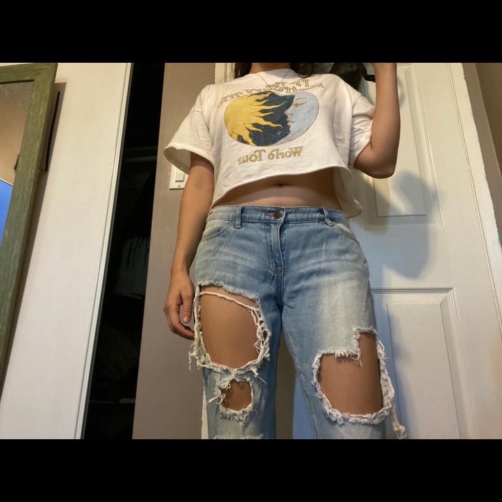 Ripped boyfriend jeans